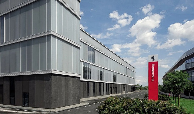 Ferrari inaugura en Maranello el E-Building
